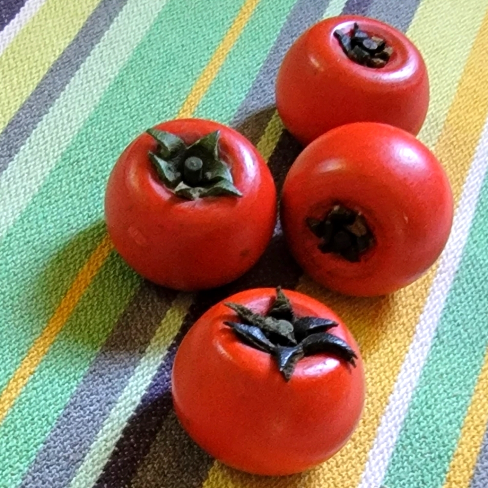 S/4 Vintage Wooden "Cherry 🍅s"